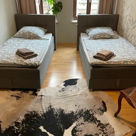 Apartment Ferienwohnung In Der Naehe Leipziger Zentrum *